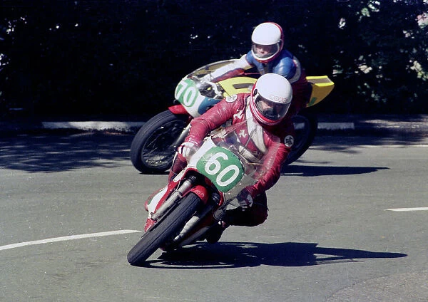 Chris Kneen (Yamaha) 1987 Lightweight Manx Grand Prix