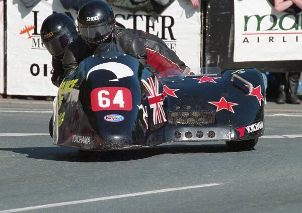 Chris Lawrance & Richard Lawrance (Yamaha) 1999 Sidecar TT