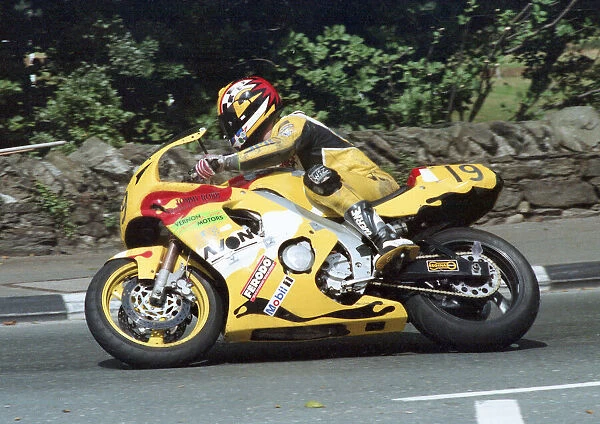 Chris Lewis (Yamaha) 1996 Senior Manx Grand Prix