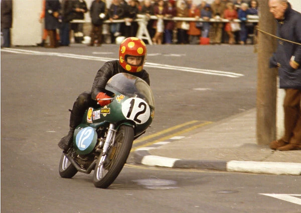 Chris Moorhouse (Aermacchi) 1974 Junior Manx Grand Prix