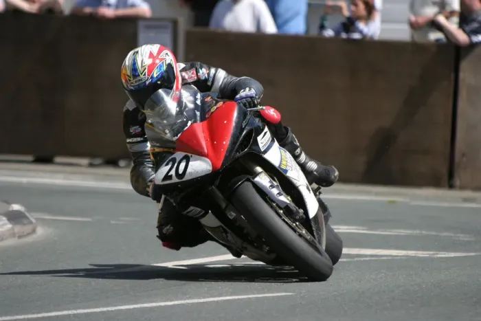 Framed Print : Chris Palmer (Yamaha) 2006 Superbike TT Framed Print : Chris Palmer (Yamaha) 2006 Superbike TT