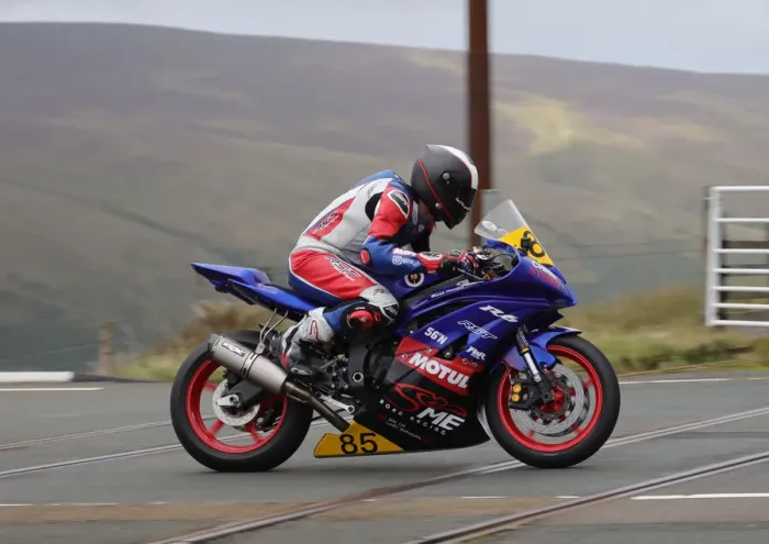 Framed Print : Chris Stuart (Yamaha) 2019 Senior Manx Grand Prix Framed Print : Chris Stuart (Yamaha) 2019 Senior Manx Grand Prix