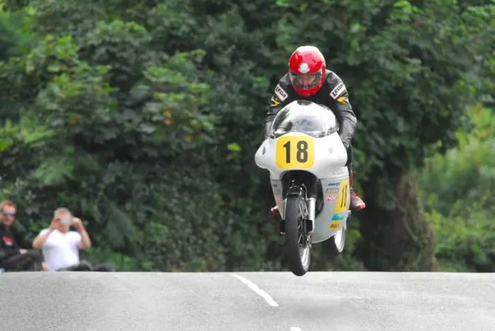 Framed Print : Chris Swallow (Norton) 2015 Senior Classic TT