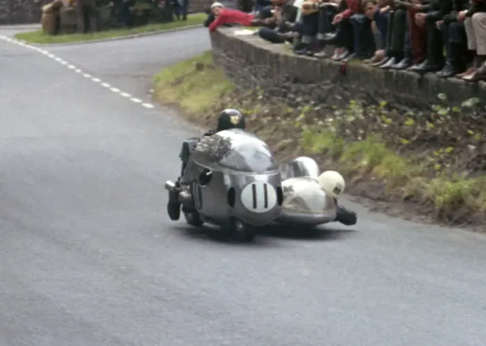 Framed Print : Chris Vincent & Terry Harrison (BMW) 1965 Sidecar TT Framed Print : Chris Vincent & Terry Harrison (BMW) 1965 Sidecar TT