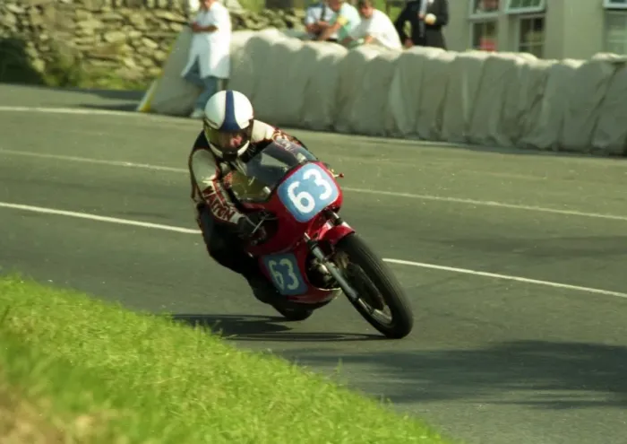 Framed Print : Chris Walton (Aermacchi) 1991 Junior Classic Manx Grand Prix Framed Print : Chris Walton (Aermacchi) 1991 Junior Classic Manx Grand Prix