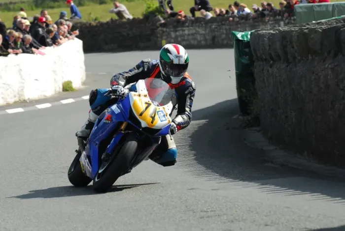 Framed Print : Christoph Mazakarini (Suzuki) 2015 Southern 100 Framed Print : Christoph Mazakarini (Suzuki) 2015 Southern 100