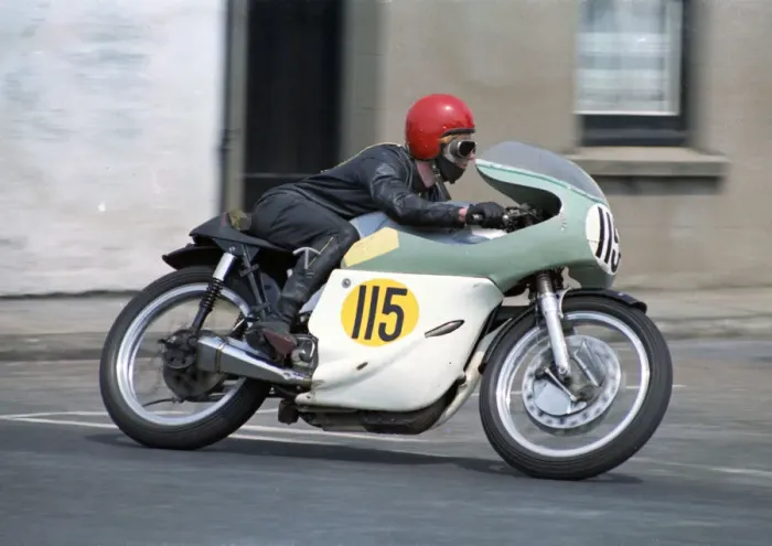 Framed Print : Cliff Lawson (Norton) 1969 Senior TT Framed Print : Cliff Lawson (Norton) 1969 Senior TT