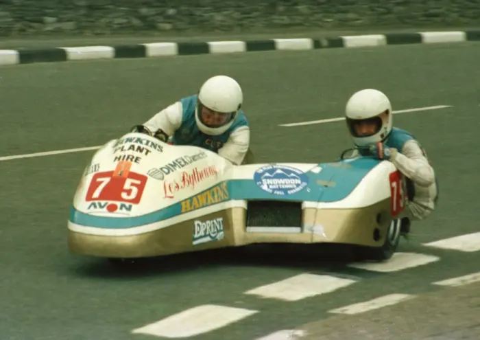 Framed Print : Cliff Pritchard & Ken Morgan (Yamaha) 1986 Sidecar TT Framed Print : Cliff Pritchard & Ken Morgan (Yamaha) 1986 Sidecar TT