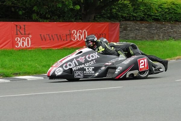 Colin Buckley & Robbie Shorter (Carl Cox) 2016 Sidecar A TT