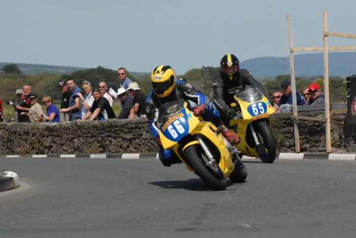 Framed Print : Colin Croft (Yamaha) and Gary Pickles (Yamaha) 2011 Southern 100 Framed Print : Colin Croft (Yamaha) and Gary Pickles (Yamaha) 2011 Southern 100