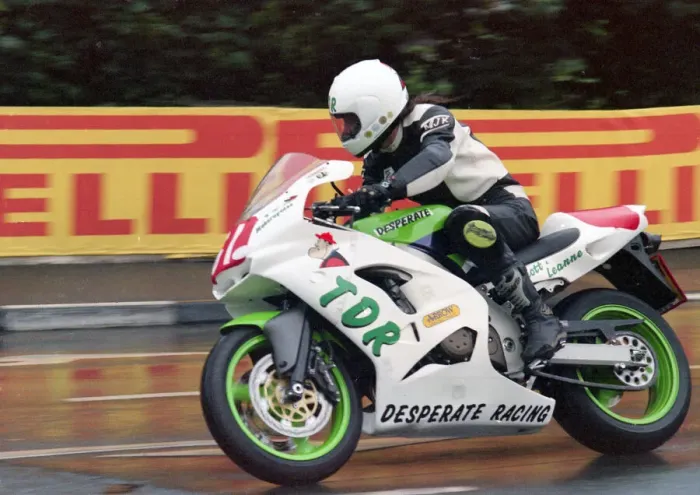 Framed Print : Colin Daniels (Kawasaki) 2000 Production TT Framed Print : Colin Daniels (Kawasaki) 2000 Production TT