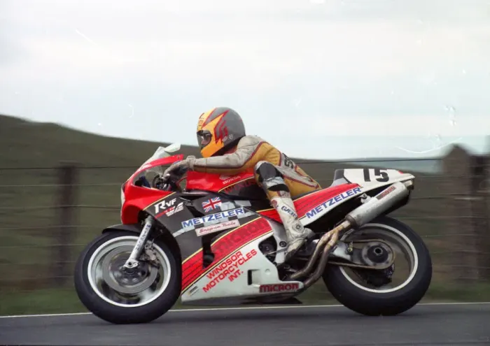 Framed Print : Colin Gable (Honda) 1990 Senior TT Framed Print : Colin Gable (Honda) 1990 Senior TT