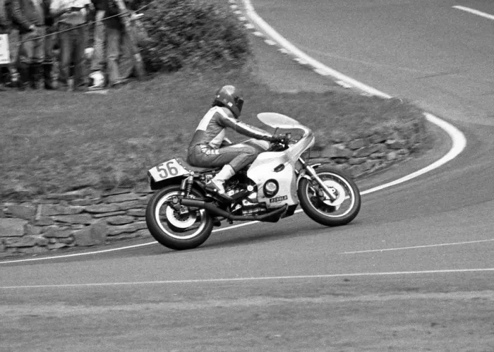 Framed Print : Colin Pearson (Suzuki) 1981 Senior Manx Grand Prix Framed Print : Colin Pearson (Suzuki) 1981 Senior Manx Grand Prix