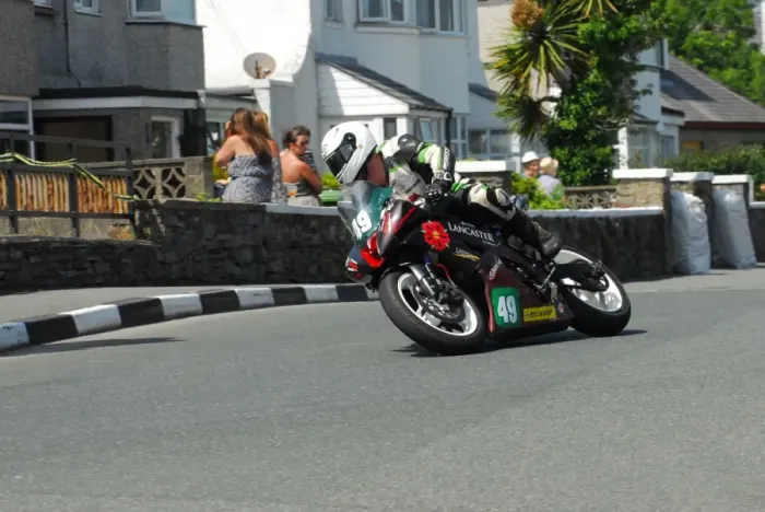 Framed Print : Colin Stephenson (Suzuki) 2013 Southern 100 Framed Print : Colin Stephenson (Suzuki) 2013 Southern 100