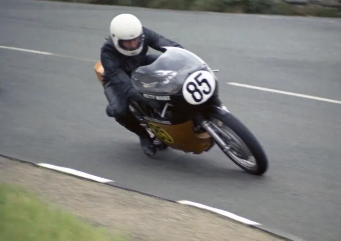 Framed Print : Will Collard (Petty Manx) 1974 Senior Manx Grand Prix Framed Print : Will Collard (Petty Manx) 1974 Senior Manx Grand Prix