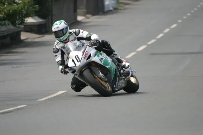 Framed Print : Conor Cummins (Yamaha) 2007 Superbike TT Framed Print : Conor Cummins (Yamaha) 2007 Superbike TT