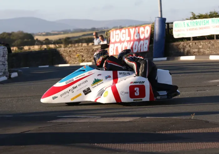 Framed Print : Conrad Harrison & Andy Winkle (Bellas Honda) 2018 Southern 100
