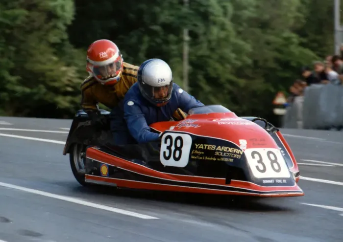 Framed Print : Bill Copson & Cyril Burgess (Ireson) 1989 Sidecar TT Framed Print : Bill Copson & Cyril Burgess (Ireson) 1989 Sidecar TT