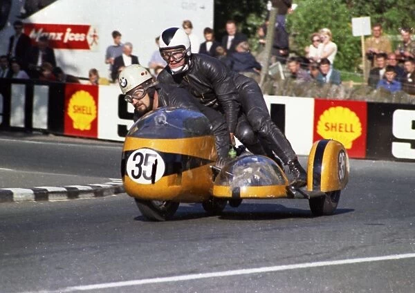 Bill Copson and Francis Higginbottom (BMW) 1968 500 Sidecar TT