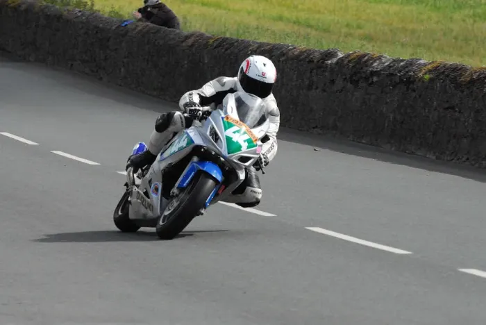 Framed Print : Craig Gibson (Suzuki) 2012 Southern 100 Framed Print : Craig Gibson (Suzuki) 2012 Southern 100