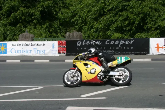 Framed Print : Craig McLean (Yamaha) 2003 Lightweight TT