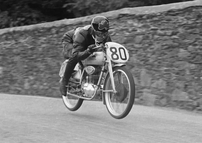 Framed Print : Cromie McCandless (Mondial) 1952 Ultra Lightweight TT Framed Print : Cromie McCandless (Mondial) 1952 Ultra Lightweight TT