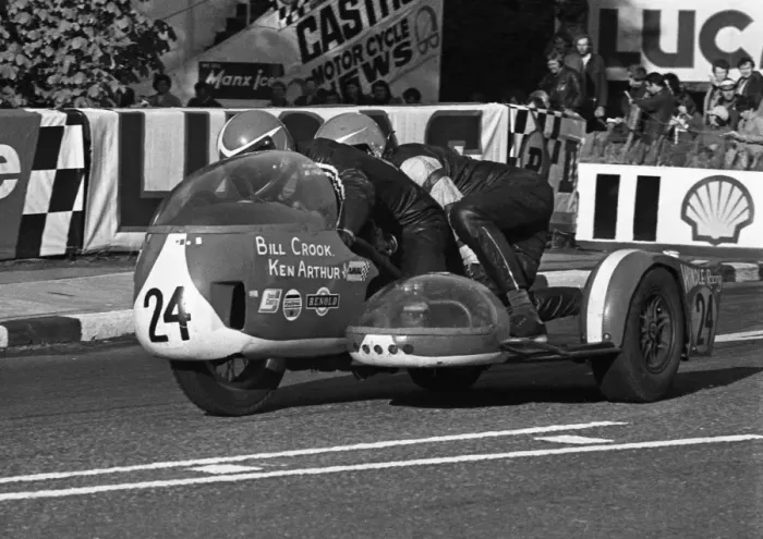 Framed Print : Bill Crook & Kenny Arthur (BSA) 1973 750 Sidecar TT Framed Print : Bill Crook & Kenny Arthur (BSA) 1973 750 Sidecar TT
