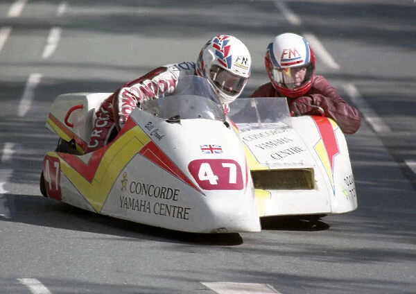 Bill Crook & Steve Lavender (Jacobs Yamaha) 1994 Sidecar TT