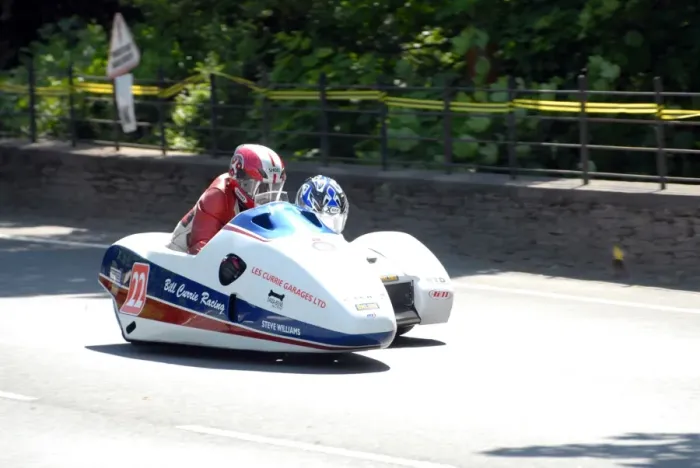Framed Print : Bill Currie & Philip Bridge (LCR Yamaha) 2008 Sidecar TT Framed Print : Bill Currie & Philip Bridge (LCR Yamaha) 2008 Sidecar TT