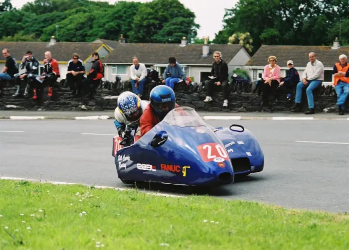 Framed Print : Bill Currie & Philip Bridge (Windle Honda) 2004 Sidecar TT Framed Print : Bill Currie & Philip Bridge (Windle Honda) 2004 Sidecar TT