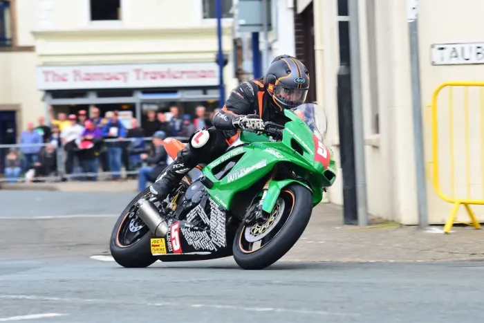 Framed Print : Damian Horan (Suzuki) 2015 Newcomers Manx Grand Prix Framed Print : Damian Horan (Suzuki) 2015 Newcomers Manx Grand Prix