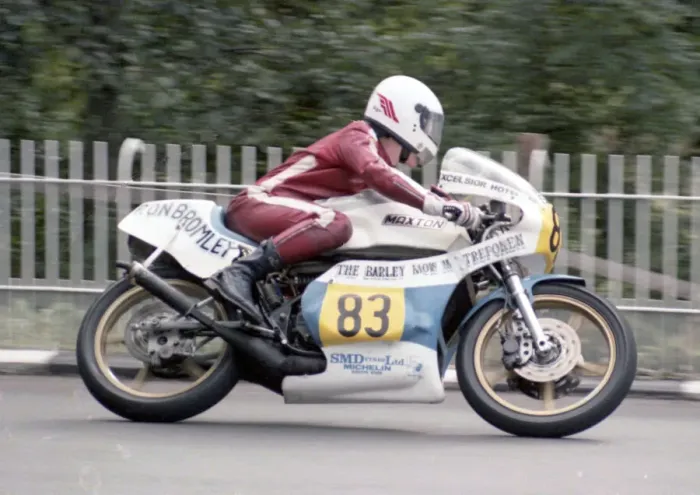 Framed Print : Damion Fairhurst (Maxton) 1983 Senior Manx Grand Prix