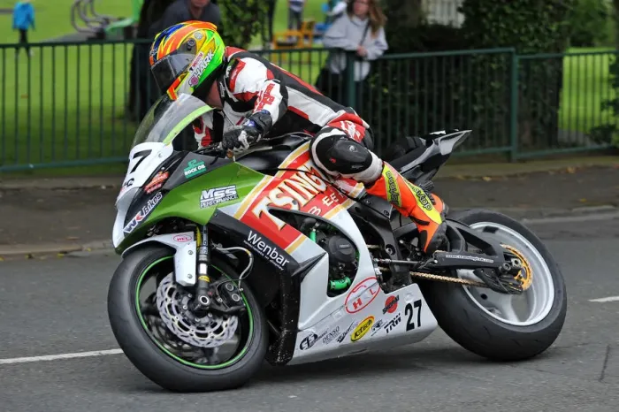Framed Print : Dan Cooper (Kawasaki) 2014 Senior TT Framed Print : Dan Cooper (Kawasaki) 2014 Senior TT