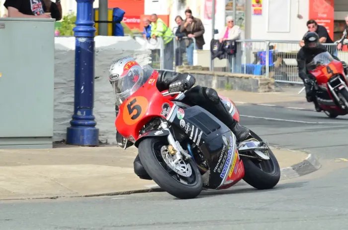 Framed Print : Dan Kneen (Suzuki) 2012 Superbike Classic TT
