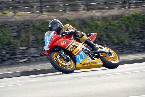 Dan Sayle (Yamaha) 2009 Junior Manx Grand Prix