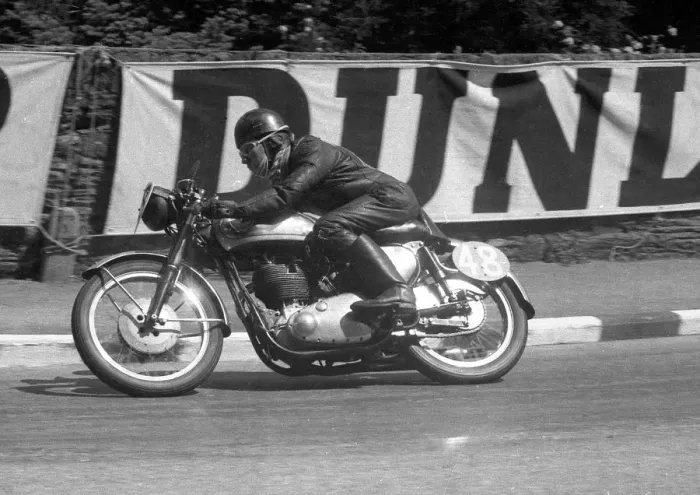 Framed Print : Dan Thomson (BSA) 1956 Clubman Junior TT Framed Print : Dan Thomson (BSA) 1956 Clubman Junior TT