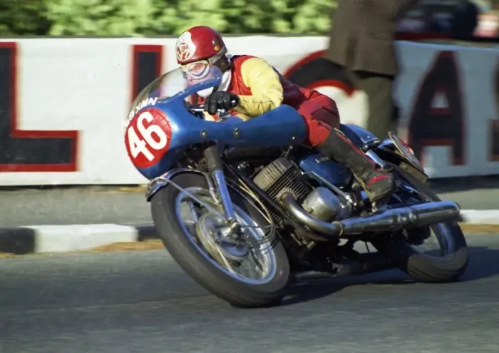 Framed Print : Danny Shimmin (Suzuki) 1971 Production TT Framed Print : Danny Shimmin (Suzuki) 1971 Production TT