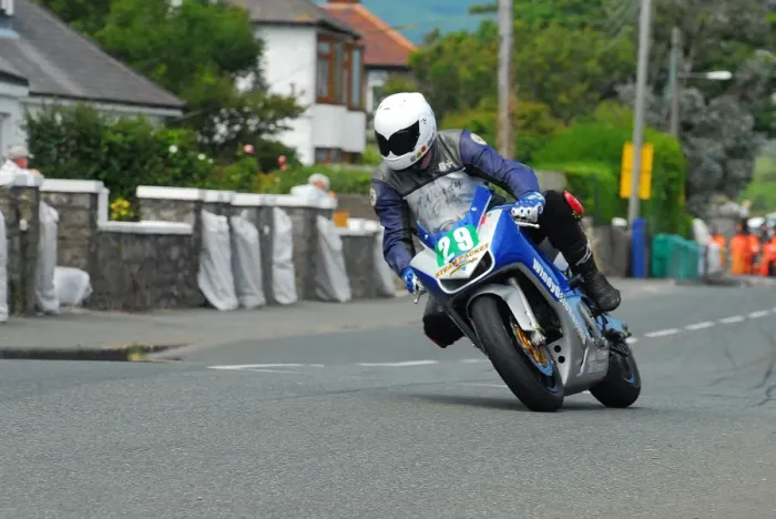 Framed Print : Darran Creer (Suzuki) 2014 Southern 100 Framed Print : Darran Creer (Suzuki) 2014 Southern 100