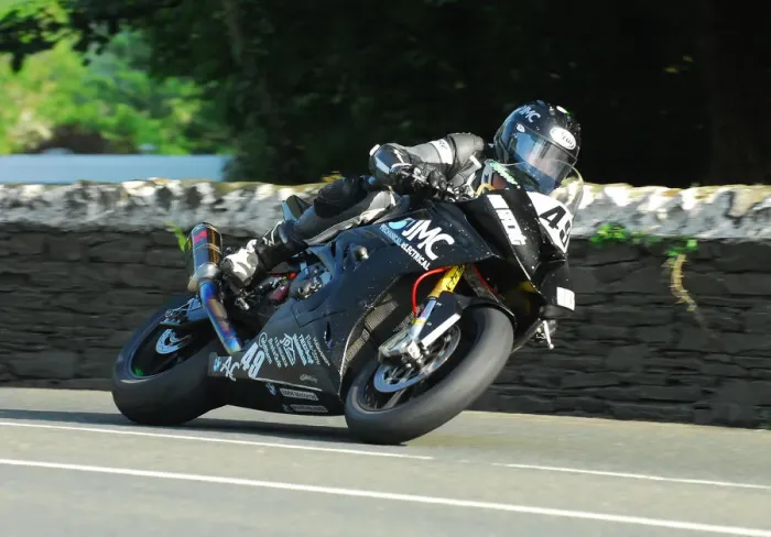 Framed Print : Darren Cooper (BMW) 2018 Superbike TT Framed Print : Darren Cooper (BMW) 2018 Superbike TT
