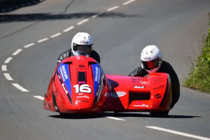 Framed Print : Darren Hope & Lenny Bumfrey (Suzuki) 2019 Sidecar TT Framed Print : Darren Hope & Lenny Bumfrey (Suzuki) 2019 Sidecar TT