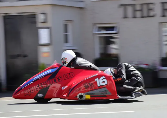 Framed Print : Darren Hope Lenny Bumfrey Suzuki 2019 Sidecar TT Framed Print : Darren Hope Lenny Bumfrey Suzuki 2019 Sidecar TT