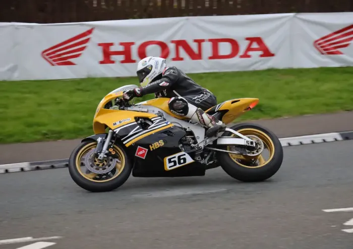Framed Print : Darryl Tweed (Yamaha) 2019 Superbike Classic TT