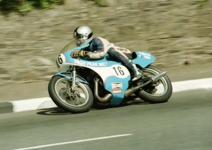 Framed Print : Dave Ashton (Suzuki) 1984 Formula One TT Framed Print : Dave Ashton (Suzuki) 1984 Formula One TT