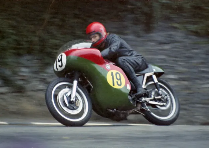 Framed Print : Dave Bevan (Matchless) 1974 Senior Manx Grand Prix