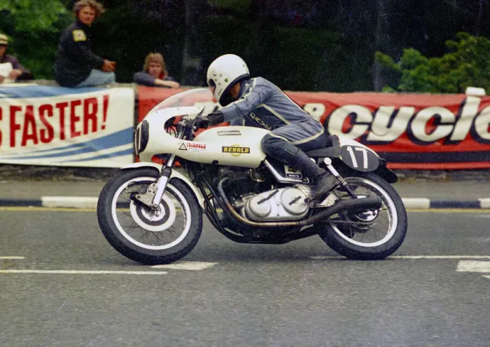 Framed Print : Dave Cartwright (Norton) 1977 Formula Two TT Framed Print : Dave Cartwright (Norton) 1977 Formula Two TT