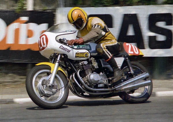 Dave Clarkson (Benelli) 1976 Production TT
