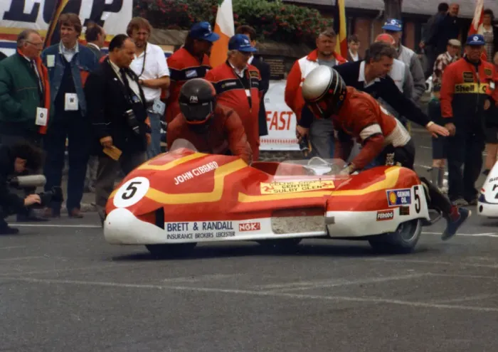 Framed Print : Dave Hallam & John Gibbard (Windle Yamaha) 1989 Sidecar TT