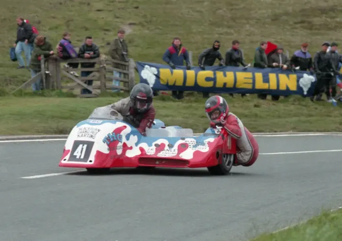 Framed Print : Dave Holden & Richard Jacques (Ireson Yamaha) 1995 Sidecar TT Framed Print : Dave Holden & Richard Jacques (Ireson Yamaha) 1995 Sidecar TT