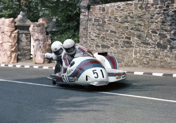 Framed Print : Dave Houghton & Ashley Wooller (Roboserve Yamaha) 1978 Sidecar TT Framed Print : Dave Houghton & Ashley Wooller (Roboserve Yamaha) 1978 Sidecar TT