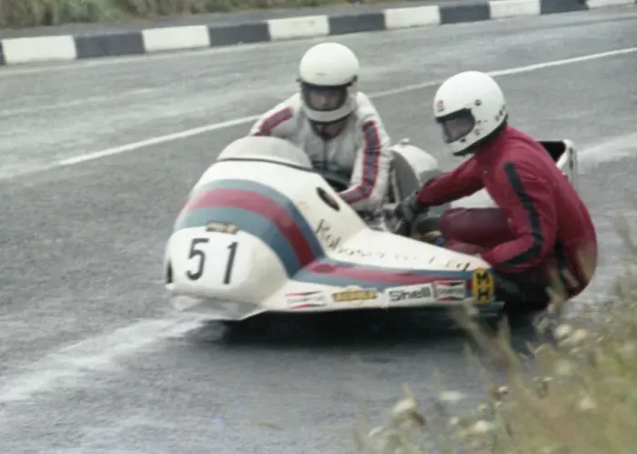 Framed Print : Dave Houghton & Ashley Wooller (Roboserve Yamaha) 1978 Sidecar TT Framed Print : Dave Houghton & Ashley Wooller (Roboserve Yamaha) 1978 Sidecar TT